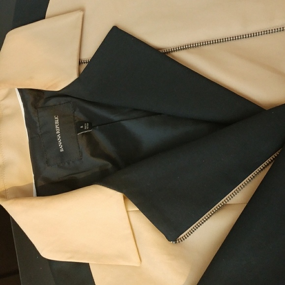 Jacket - Picture 1 of 5